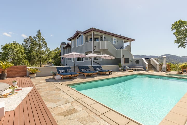Luxury Villa, 7 minutes from Healdsburg Plaza.