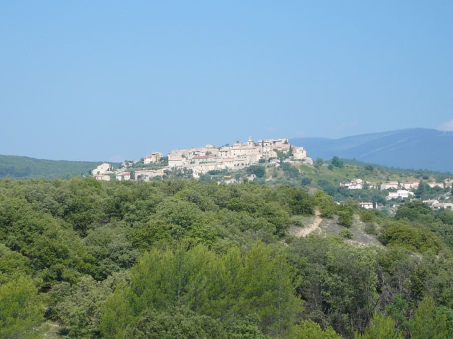 Le village de Montfort