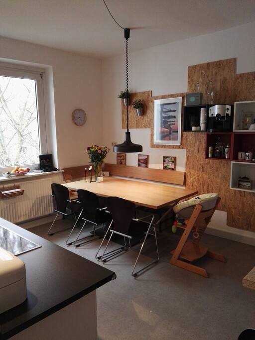 Die große Küche mit viel Platz zum kochen und entspannen / the big kitchen with lots of space to cook and relax