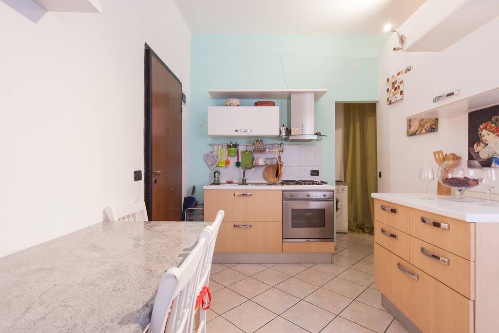 The kitchen is fournished with all amenities (pots, dishes, etc)