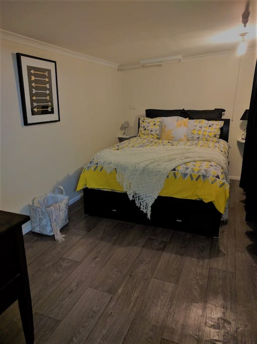 Double bed in sleep out.