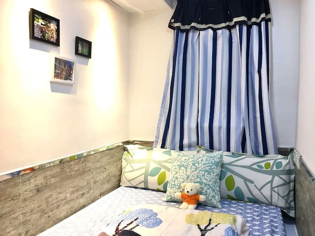 #6 Small Single/Double Room in Tsim Sha Tsui
