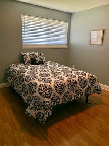 Near the Fun, Far from Hustle | Rides Service opt gallery image 4