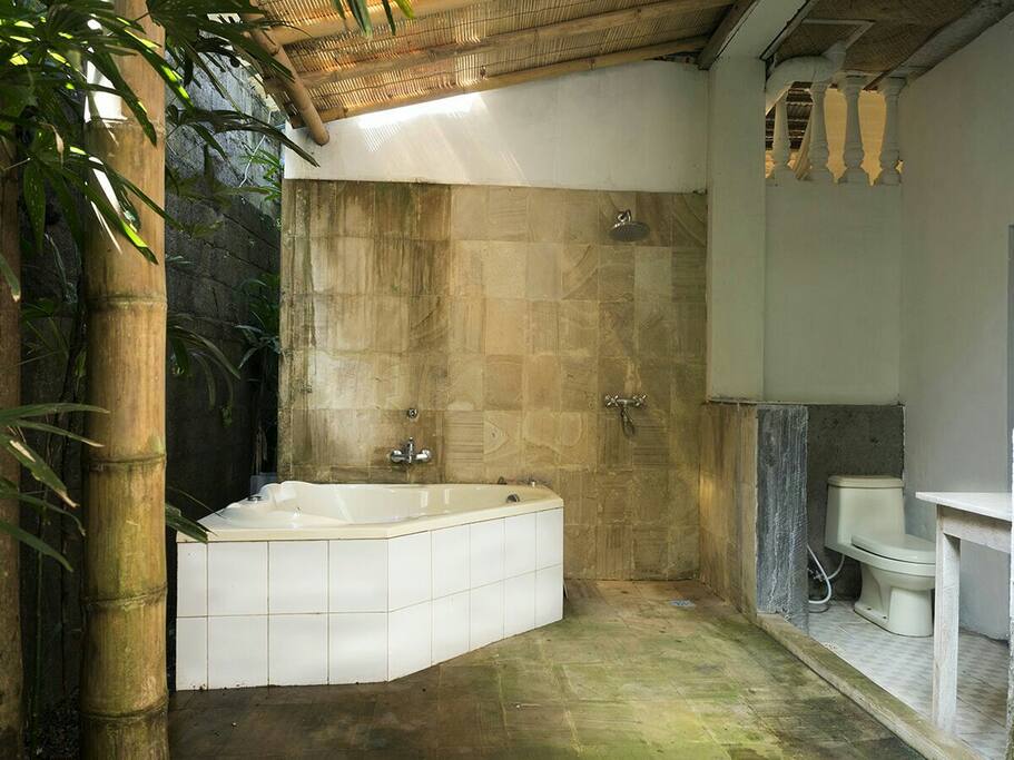 bath of <family villa A>