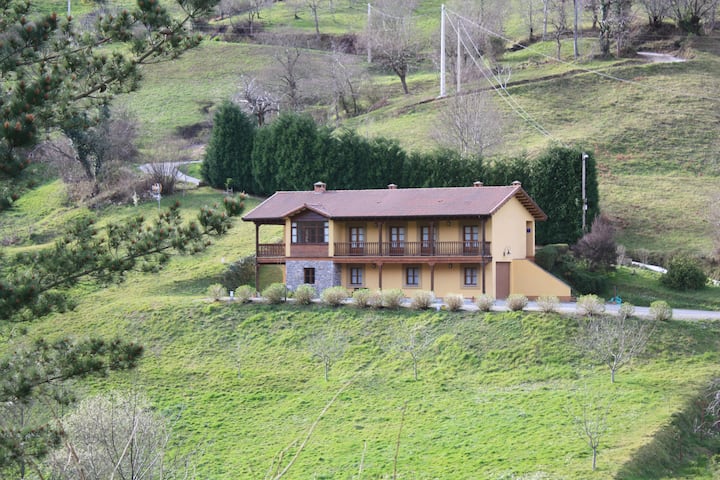 Casa Rural La Llosica (Asturias). Capacidad: 8 - Ribadesella