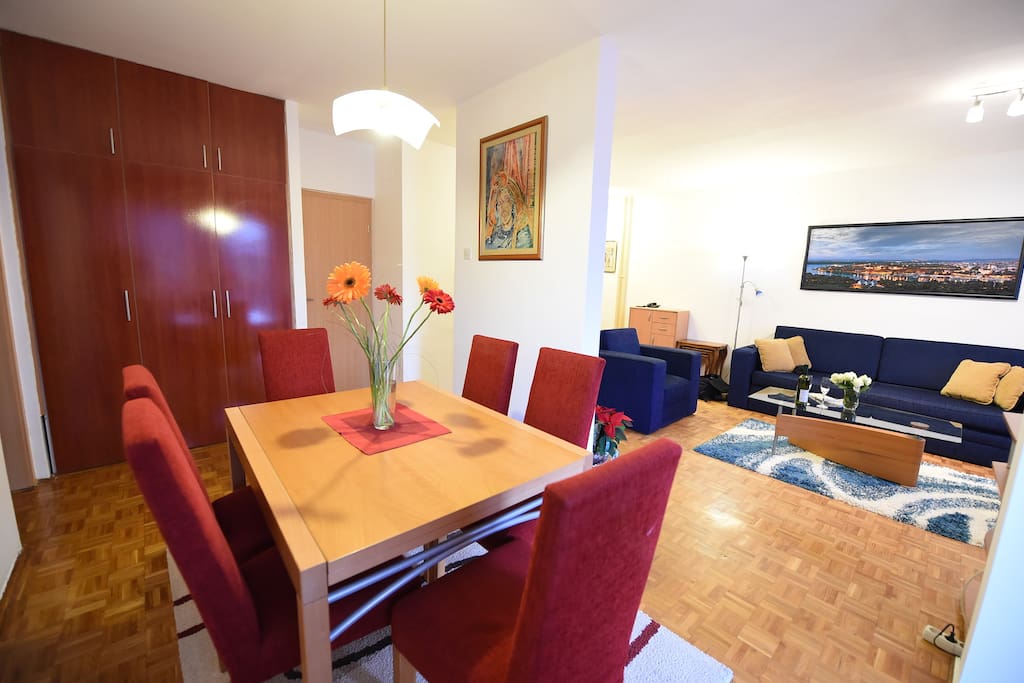 Dining room main