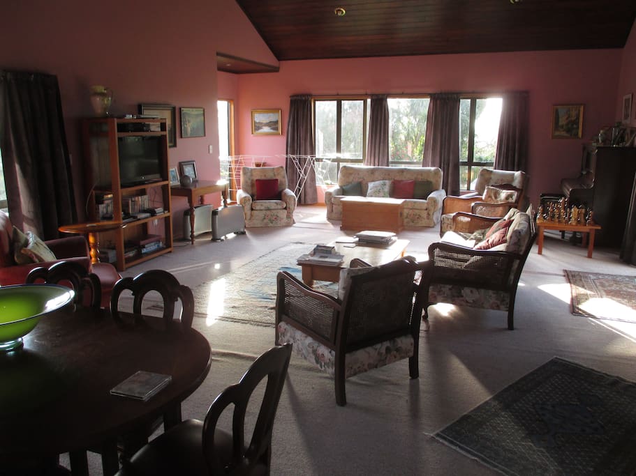 Large lounge, TV with tea & coffee available