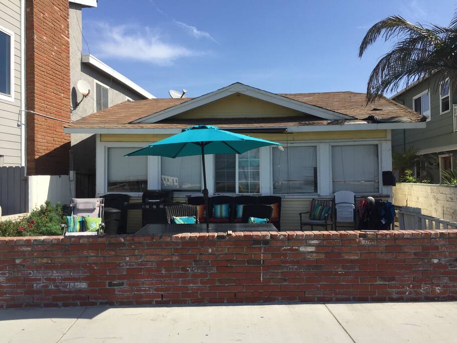 Spacious private boardwalk patio