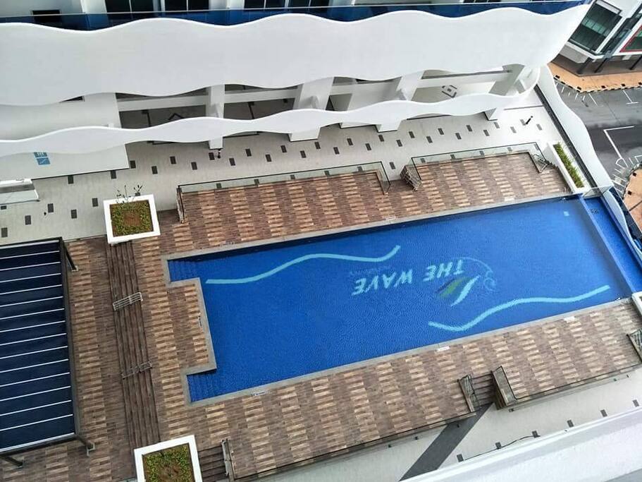 After shopping, spend your time with family at the pool! We have a endless view pool, kids pool and also a children playground. Besides you can bring your tennis set too, we provided a tennis court free.
