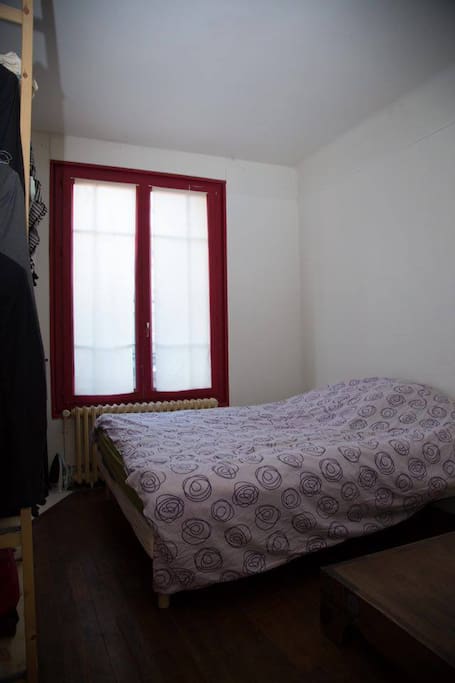 La chambre : Lit 200 X 160
