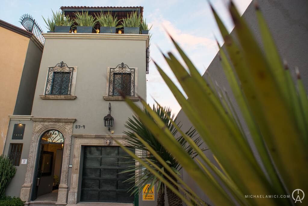 Casa Kali Entreance - 8 room Spanish Revival Villa