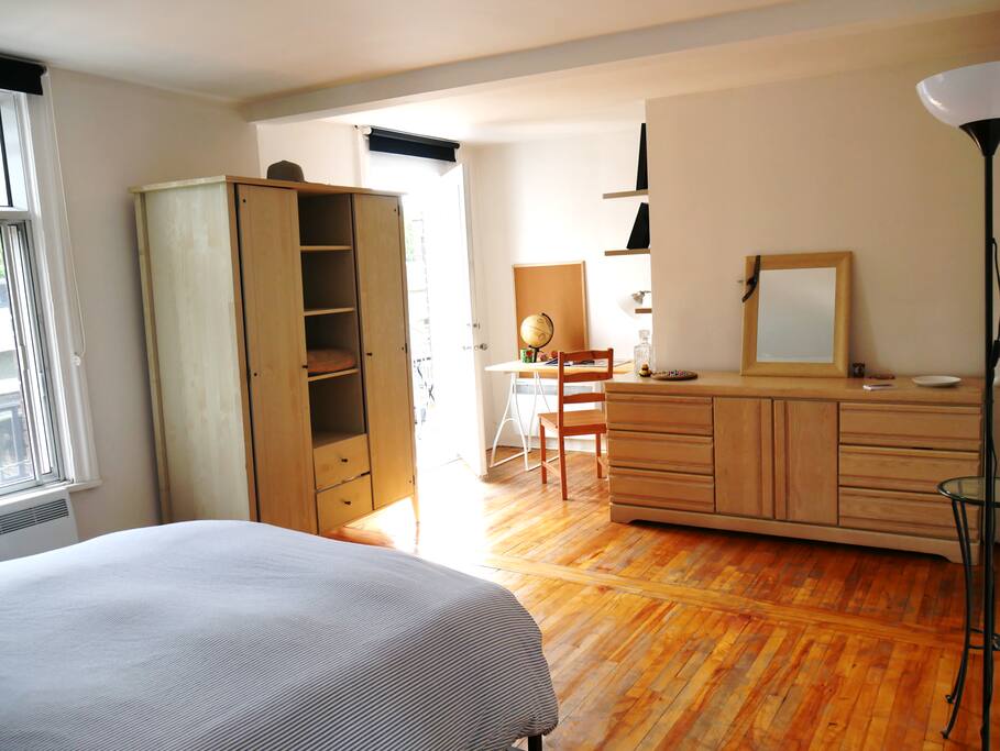 Grande chambre - côté bureau