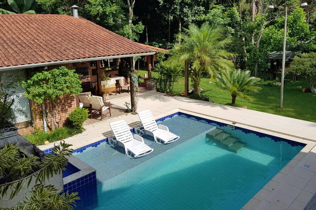 Casa de campo com piscina Condomínio fechado Casas