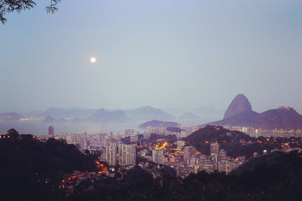 Full moon rising over Rio!