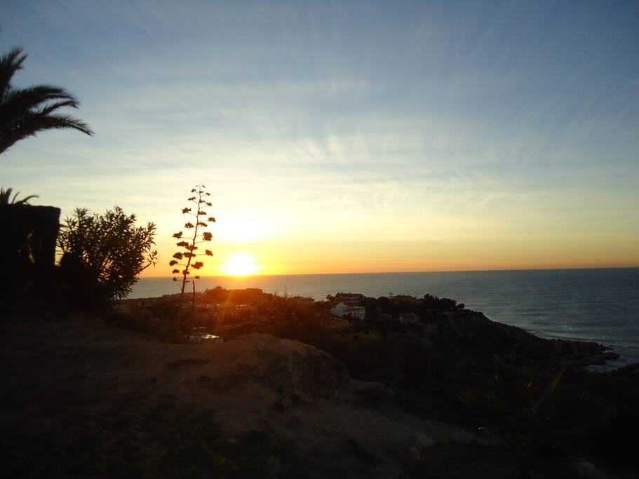 Amanecer desde la vivienda.