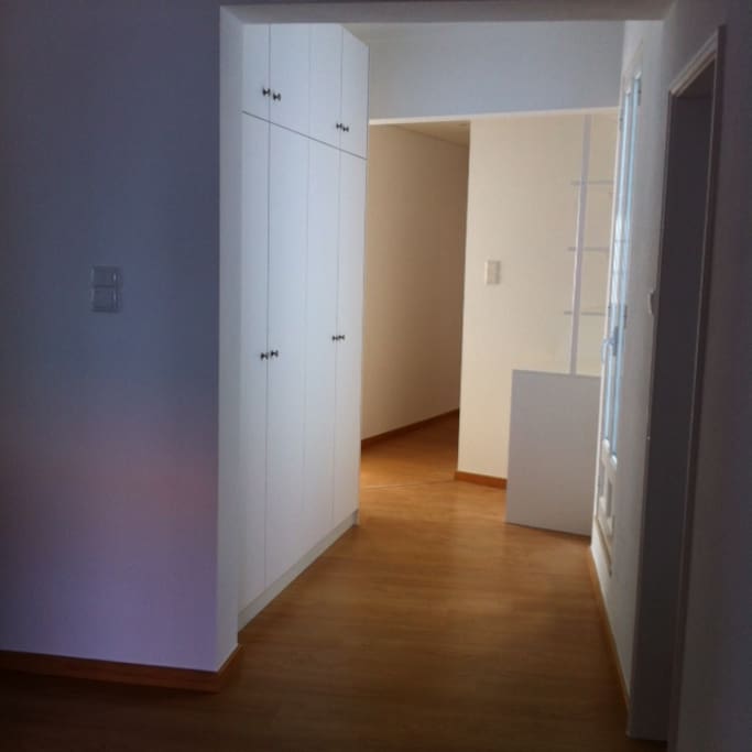 Corridor and wardrobe