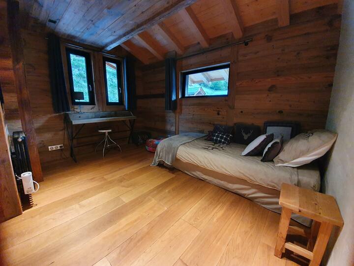 საძინებელი 4