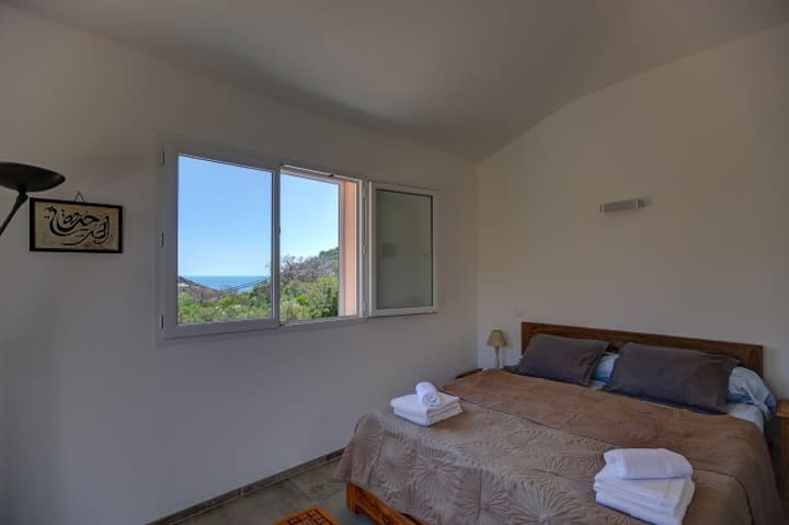 Spálňa 3 poschodie 2