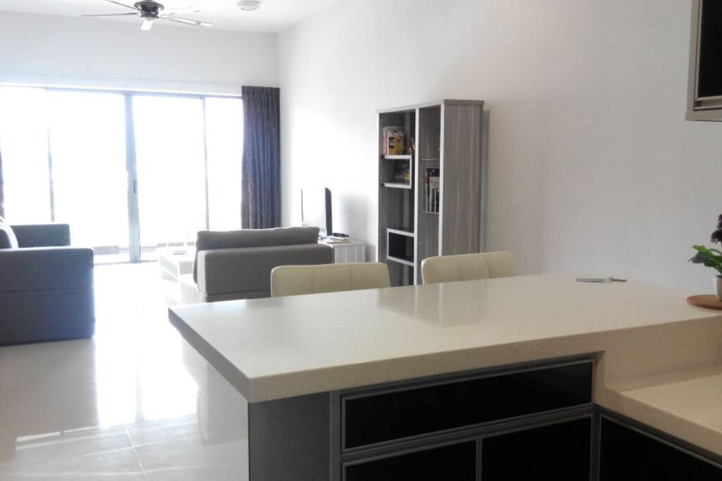 View to Living Room
客厅