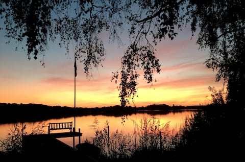 חלום על שפת האגם בפלן - דירה ישירות על האגם
