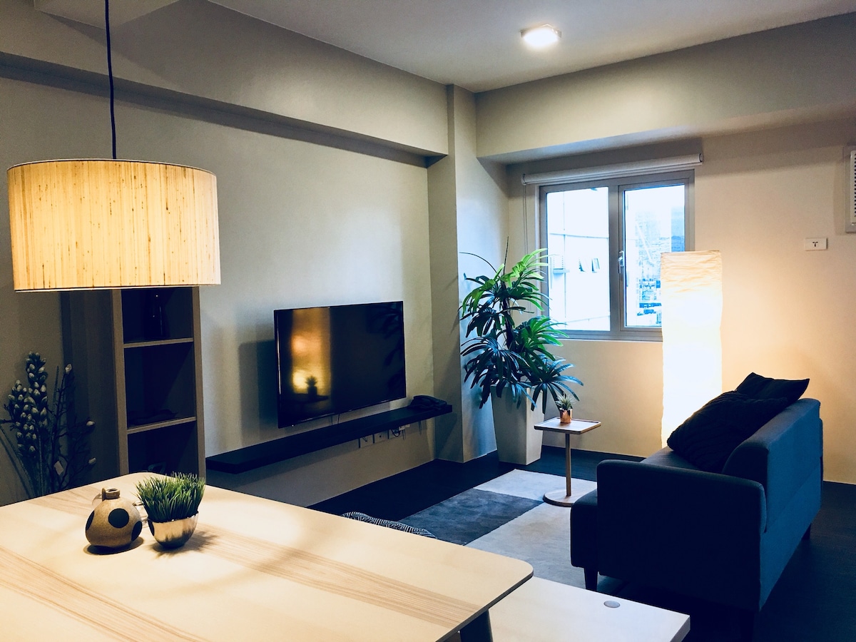 50 - инчов UHD телевизор