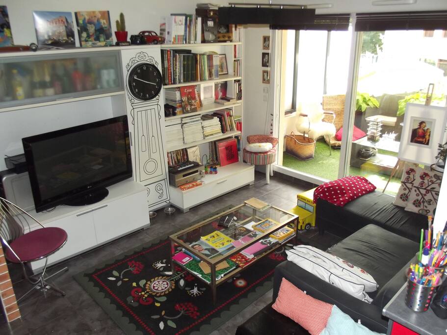 Salon//Bibliotheque//