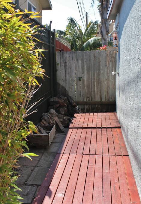 beautiful outdoor shower area..to shower and get that sand off ya!