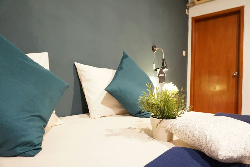 Queen Size Double Bed