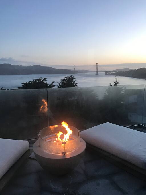 Penthouse Outdoor Fire pit with View of Golden Gate Bridge and Marin Headlands
