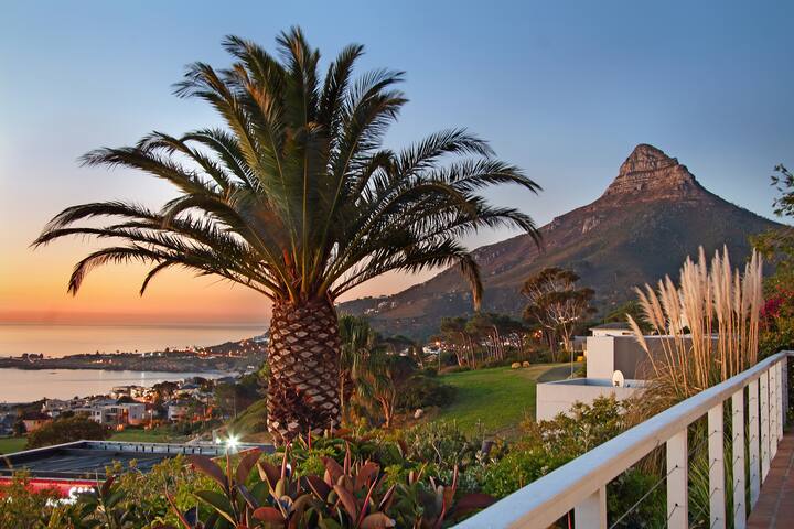 Rontree Camps Bay – Home with Pool & Ocean Views gallery image 4