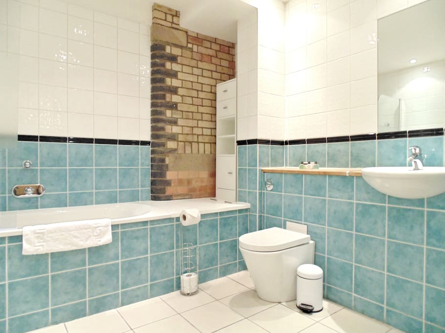 Full Bathroom with shower over bath