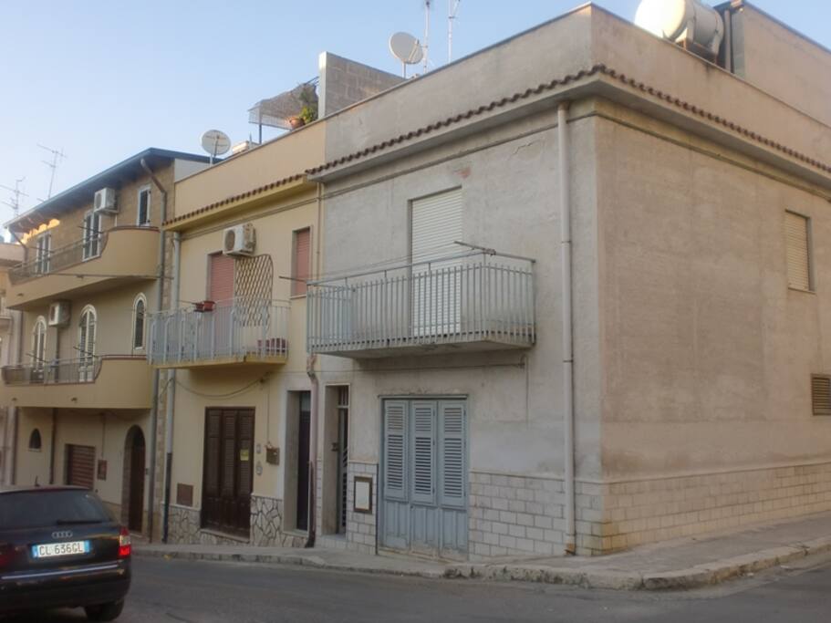 Casa ad angolo