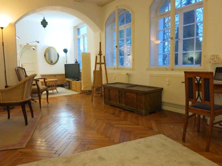 Wohnzimmer / Living Room