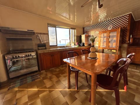 Air-conditioned room with private bathroom