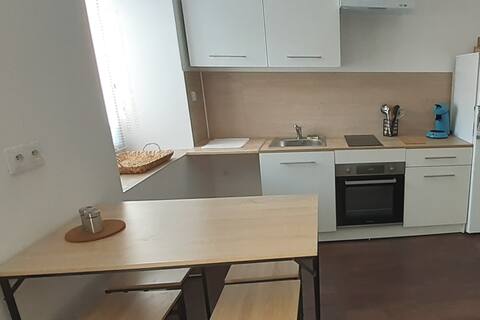 At the crossroads of via rhona and dolce via ,pleasant duplex townhouse with parking on site .