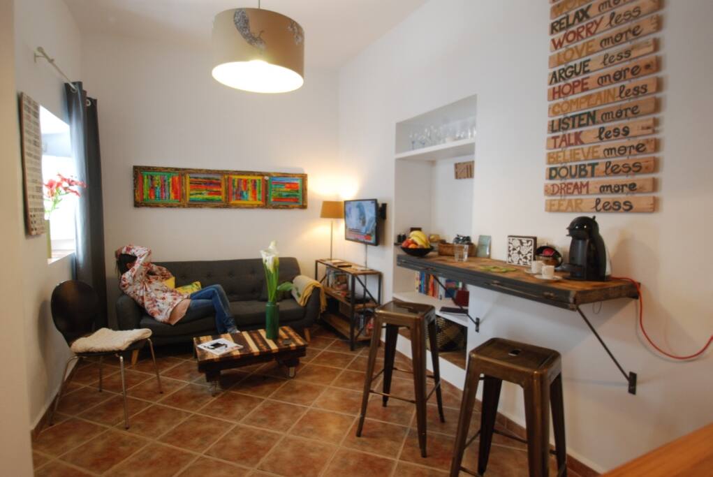 salon , sofa