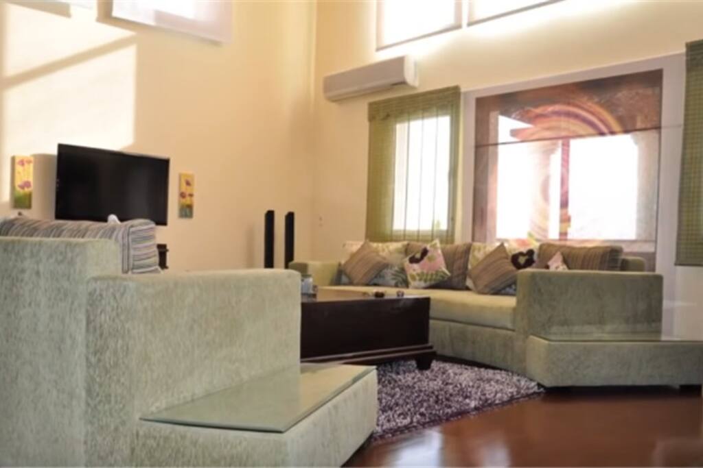 reception room 1