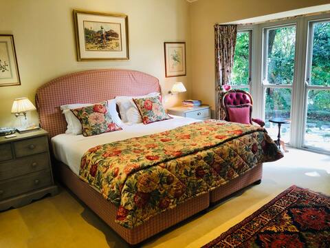 Grace on Alexandra, Luxury home-from-home, Sandton