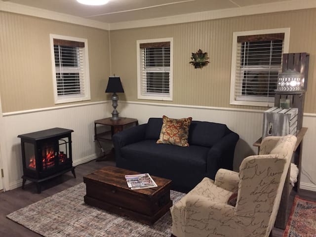 Airbnb Ashland Vacation Rentals Places To Stay Oregon