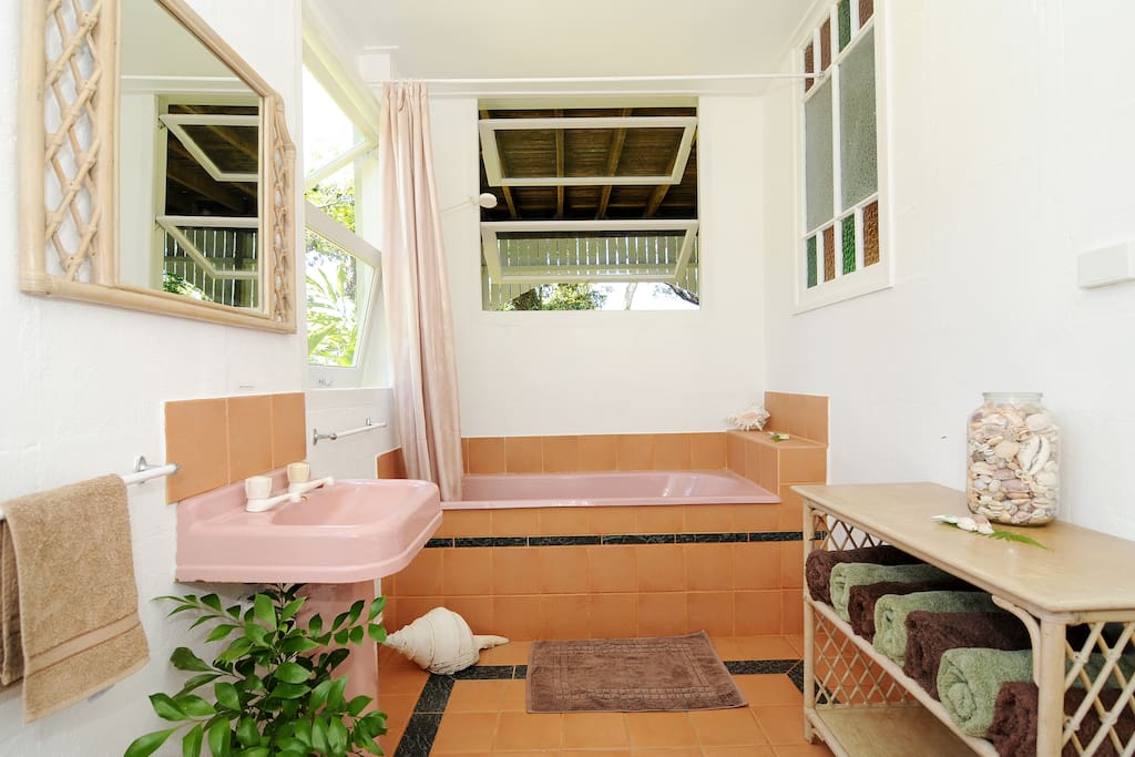 Full bathroom