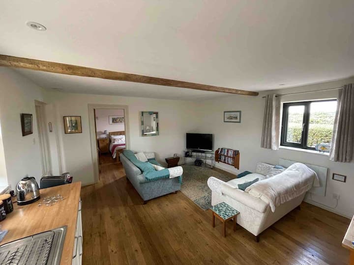 Self-contained Barn Conversion - Thame