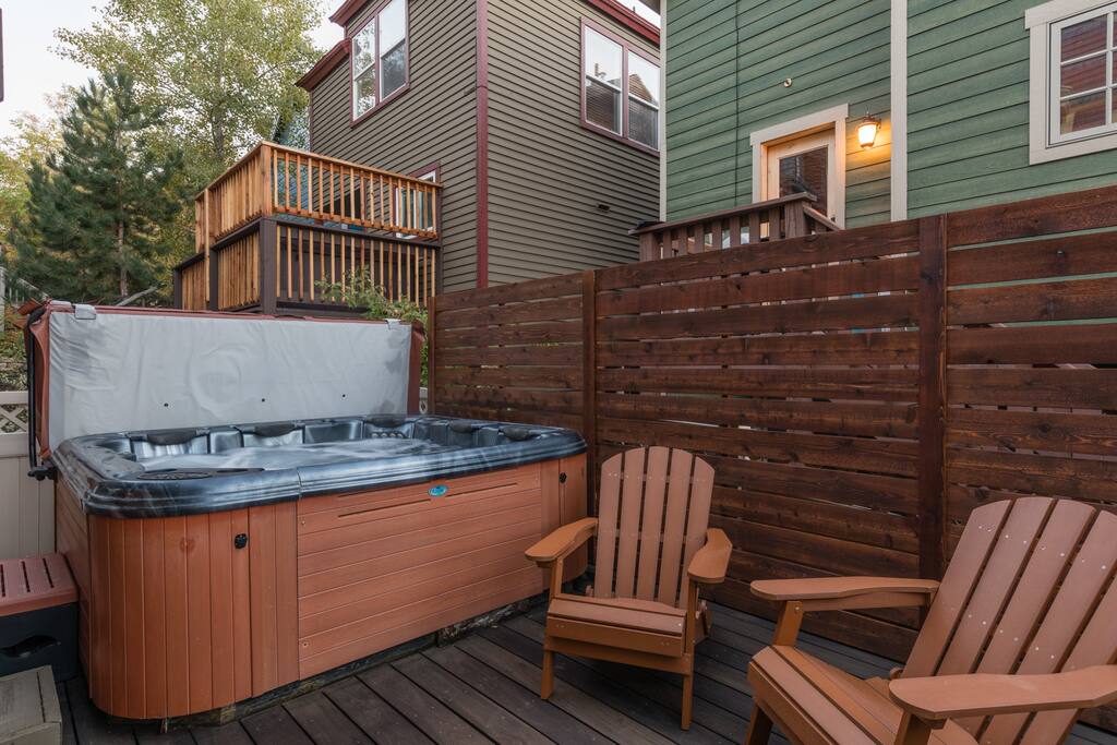 Hot Tub