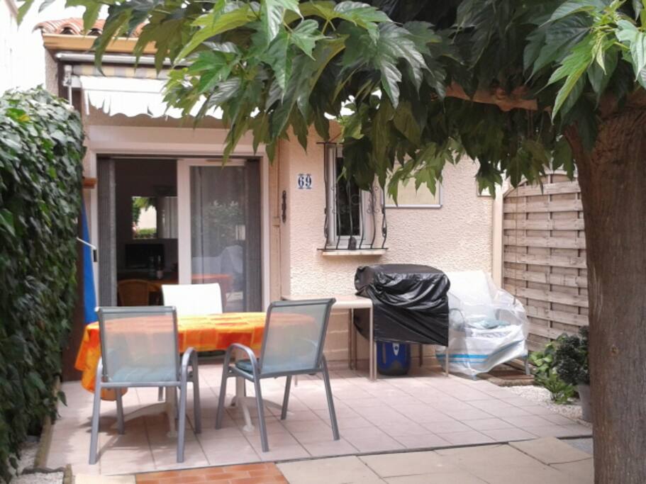 Grande terrasse ensoleillée de 37m2