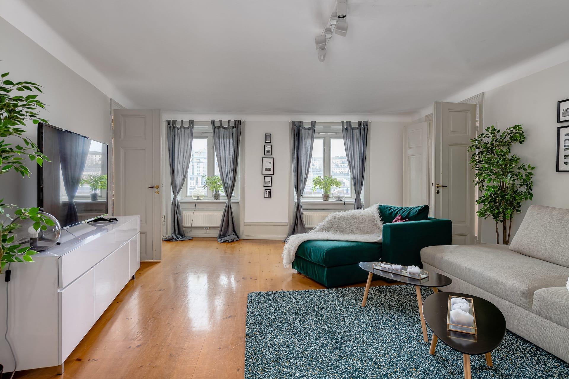 Lovley flat in AAA location