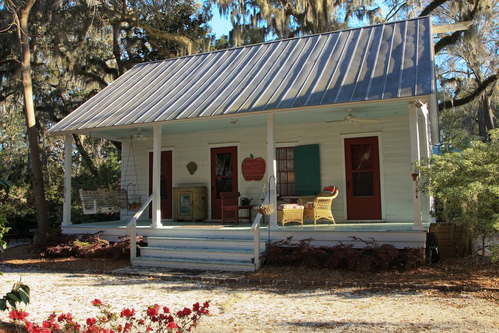 Welcoming Front Porch.