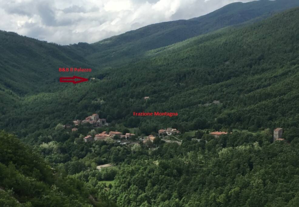 La posizione nel verde dell'Appennino Toscano