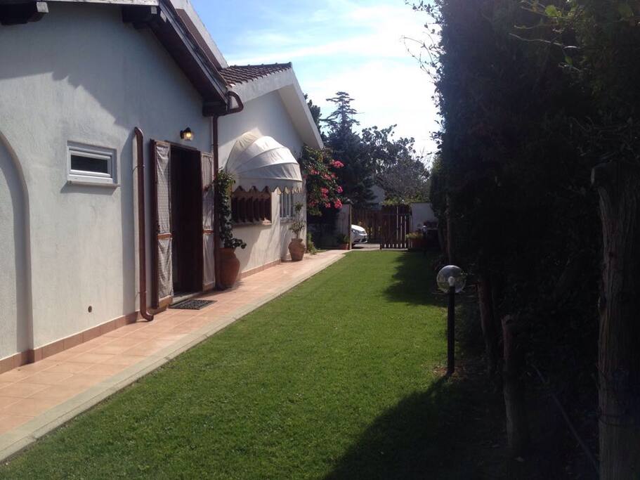 Vista laterale villa