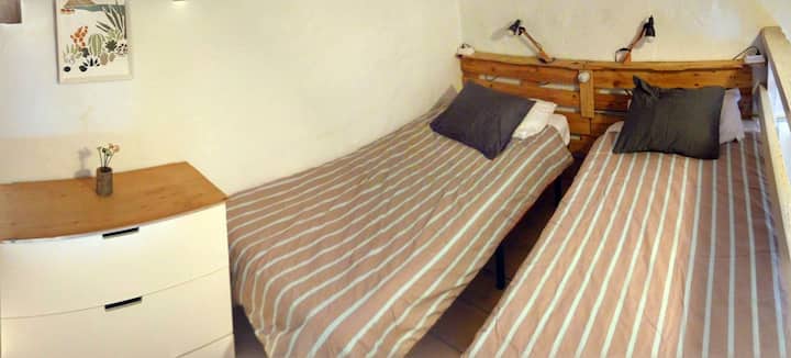 Bedroom Twin Beds