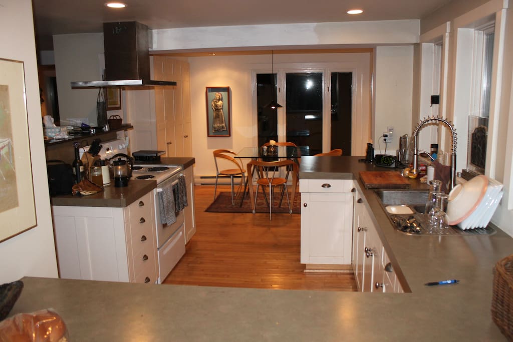 great kitchen for entertaining