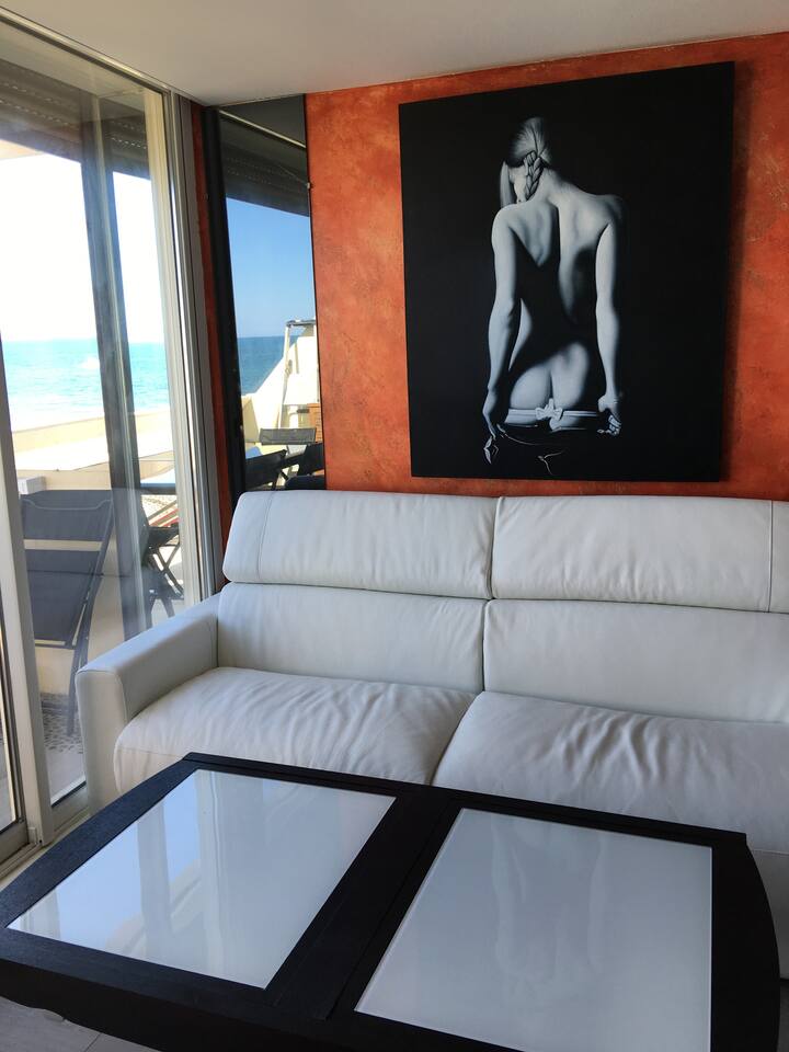 พื้นที่อยู่อาศัย